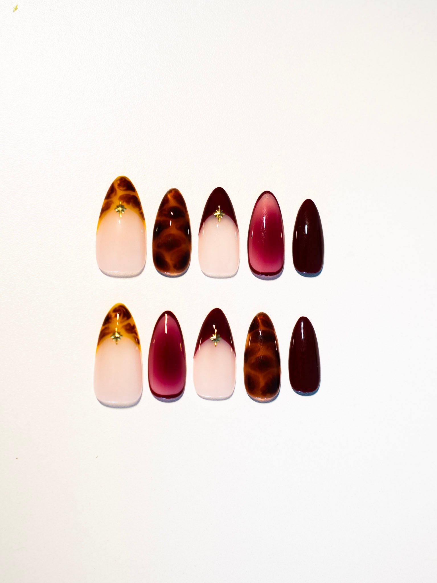 Velvet Red – Deep Red & Brown Tortoise Accent Press‑On Nails