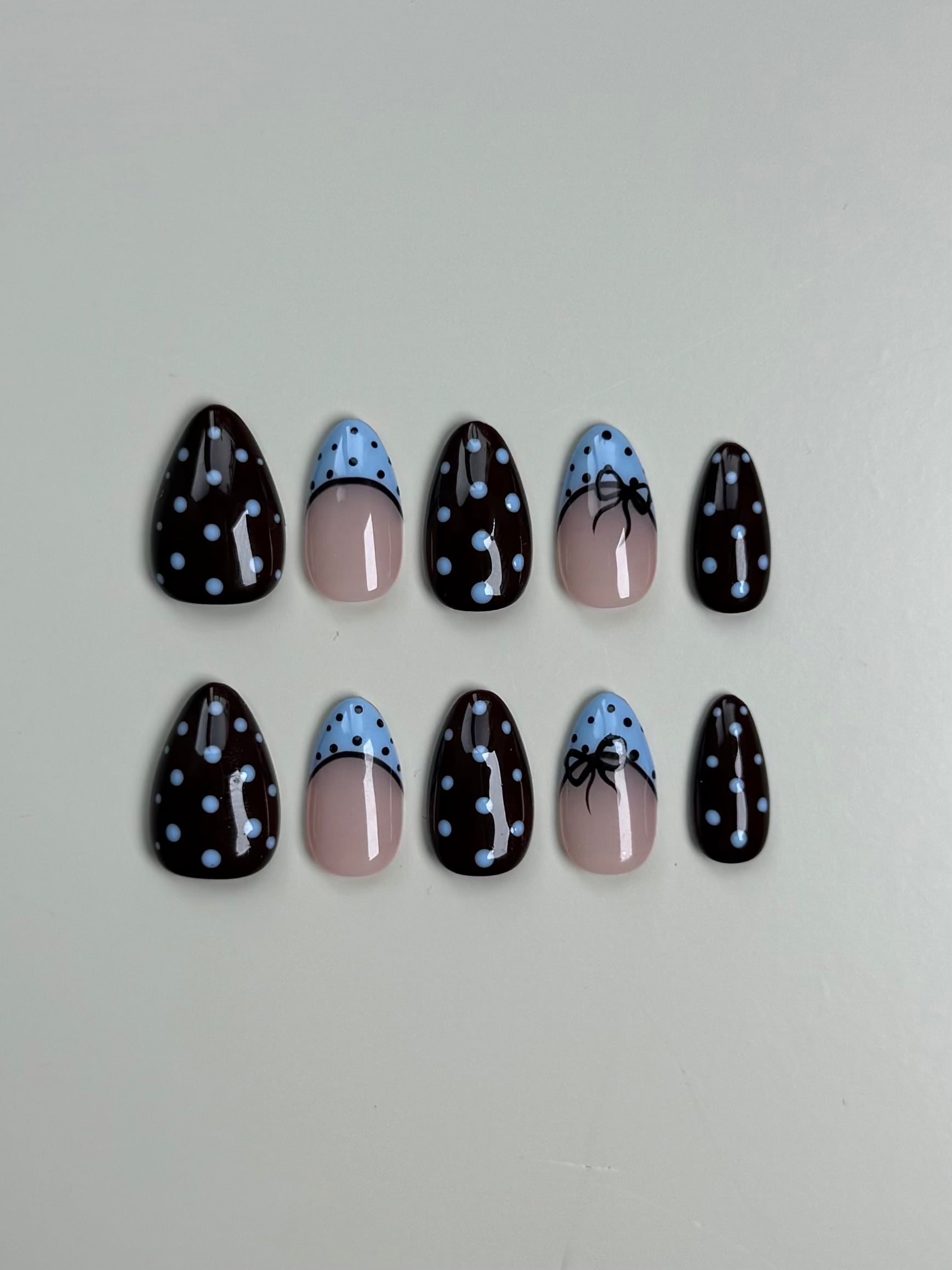 Blue Theory – Brown & Baby Blue Polka Dot Press‑On Nails - L’ONGLÉ