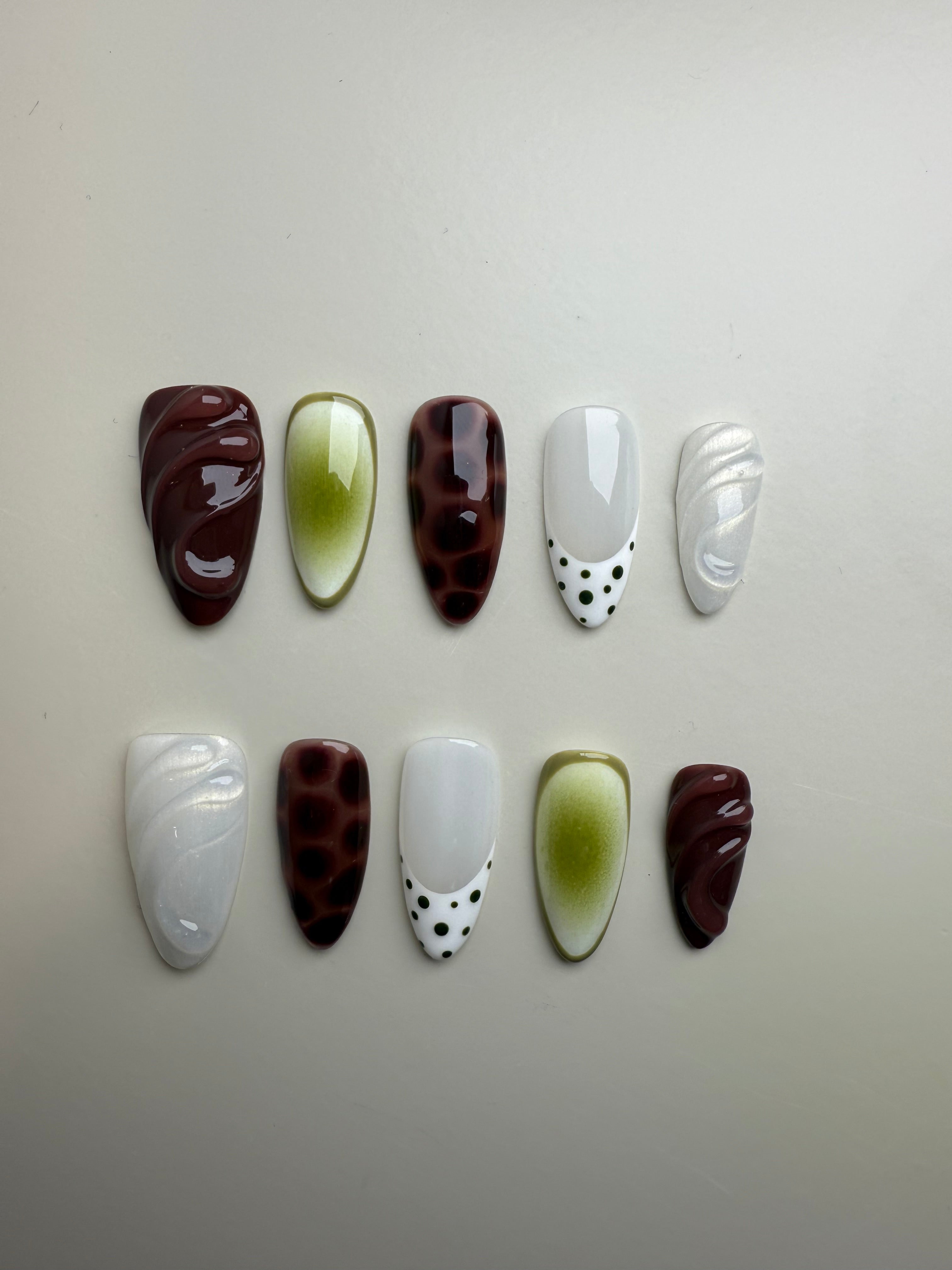 Cocktail Party – Press-On Nails Almond | Tortoise, Swirl & Ombré