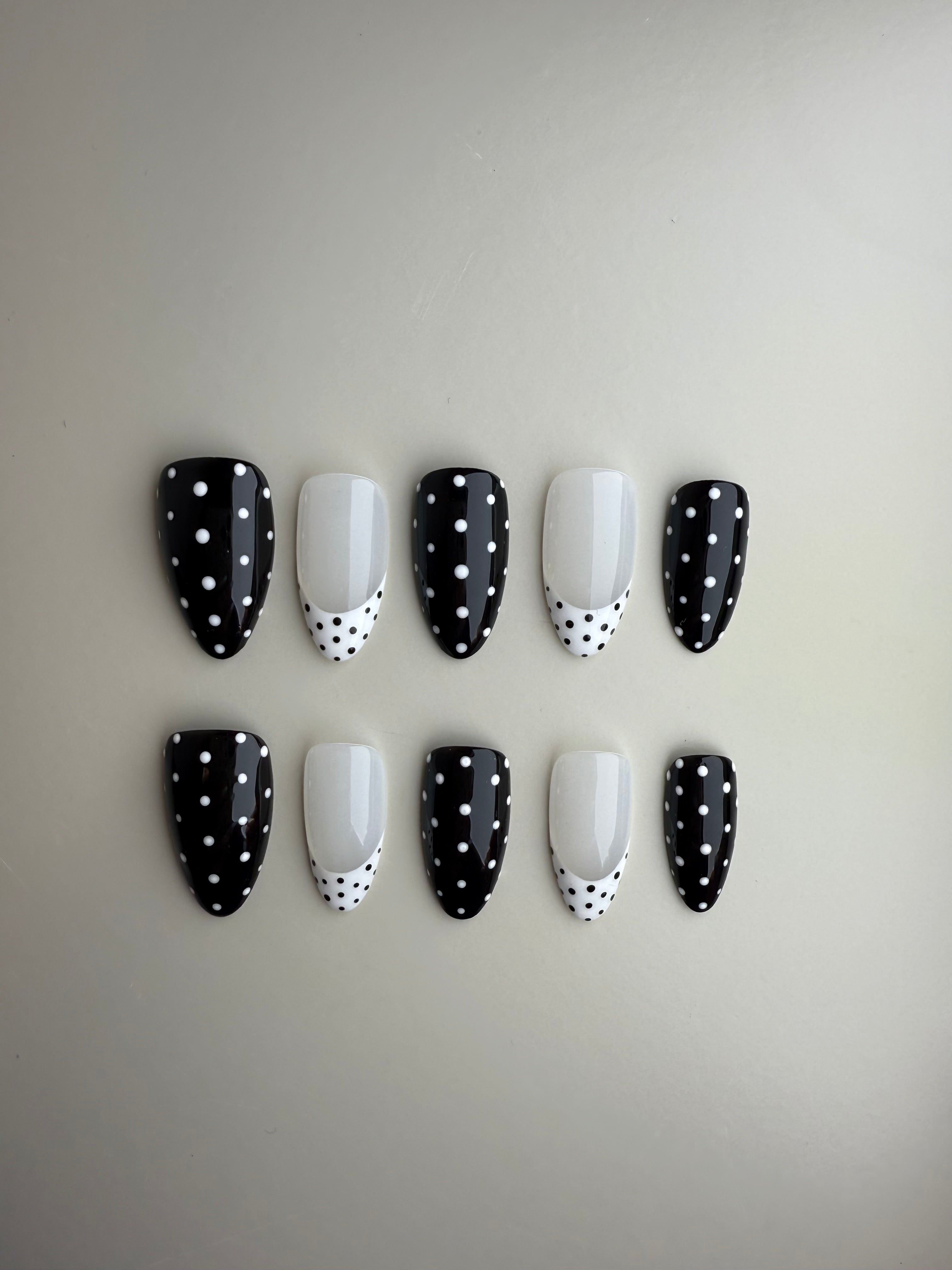 Midnight Polka – Press-On Nails Almond | Black & White Dots
